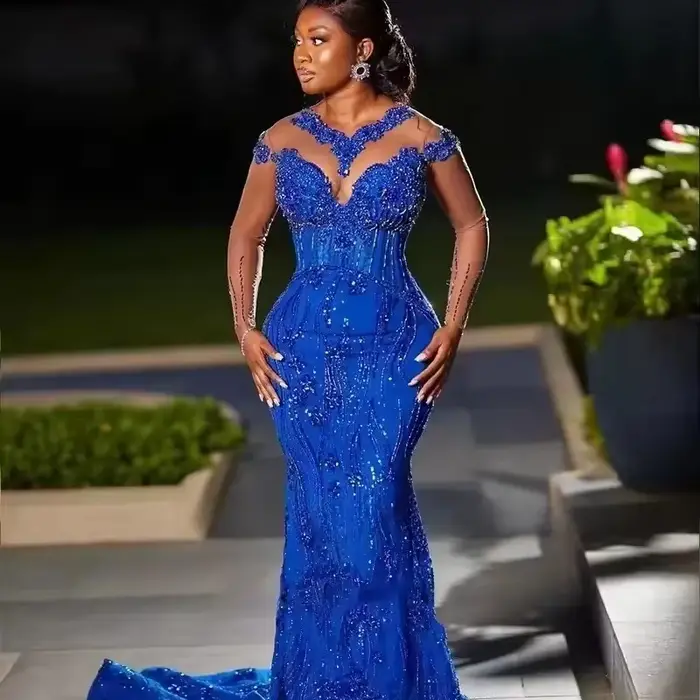 Robe de bal Aso Ebi bleu royal