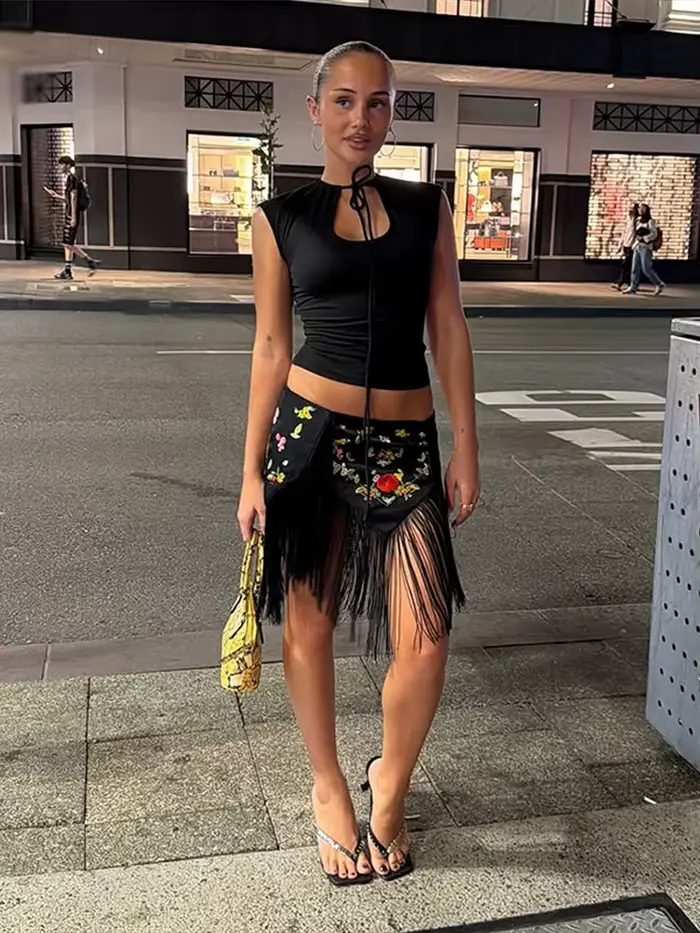 Jupe Courte Irrégulière Chic pour Femme avec Broderie et Franges