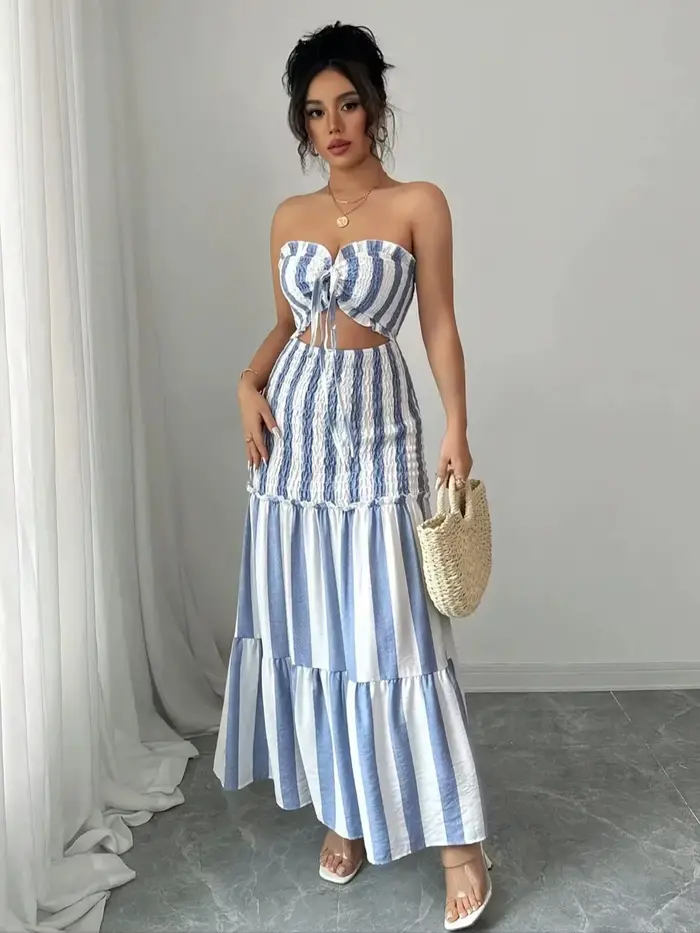 Robe élégante rayée à épaules dénudées pour femme avec jupe plissée et tressée sur le devant