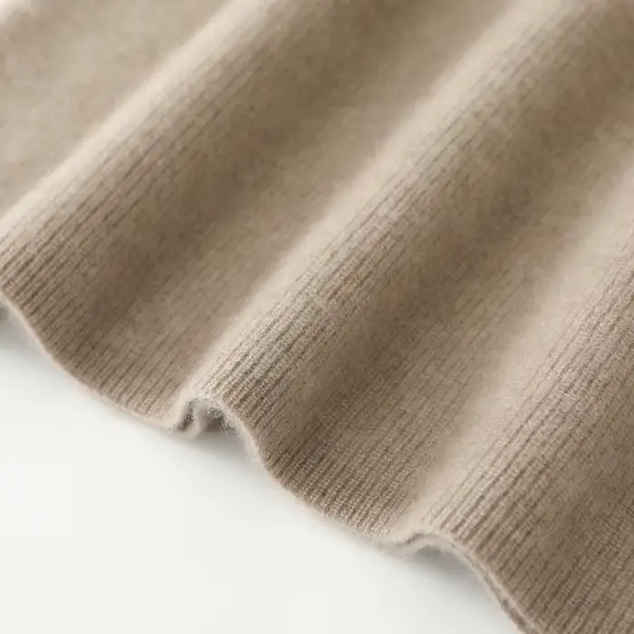 Robe à col roulé en laine mérinos