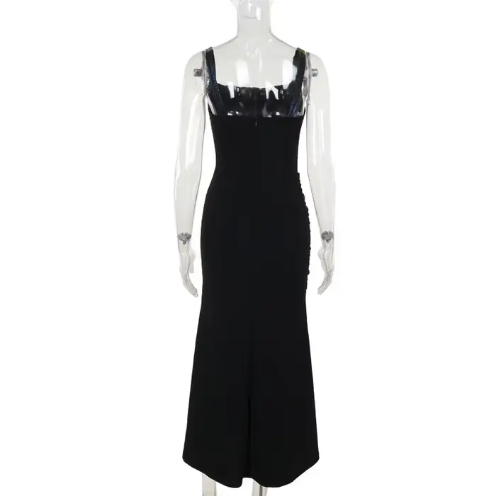 Robe longue gothique noire pour femmes