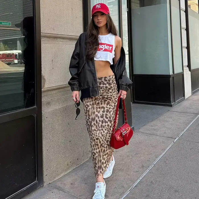Nouvelle jupe taille haute personnalisée à imprimé léopard style Spice Girl pour l'automne 2026