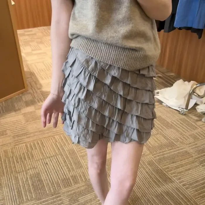 Jupe grise à volants et bordure feuille, nouvelle collection printemps-été, style rétro français, co