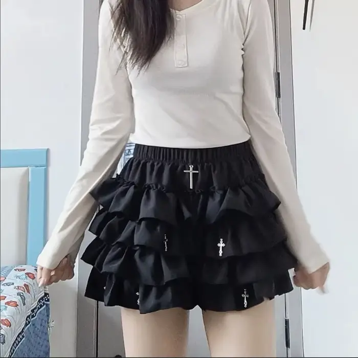 Jupe gothique Dueweer avec volants superposés et breloques croisées pour femmes, mini-robe courte, style kawaii punk Y2K, occasion spéciale Halloween