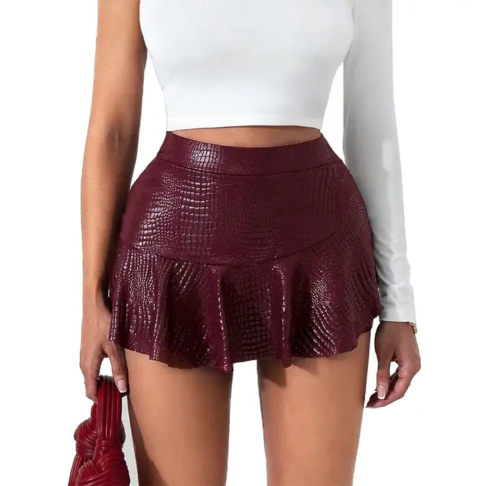 Jupe-pantalon extensible en similicuir effet verni pour femme