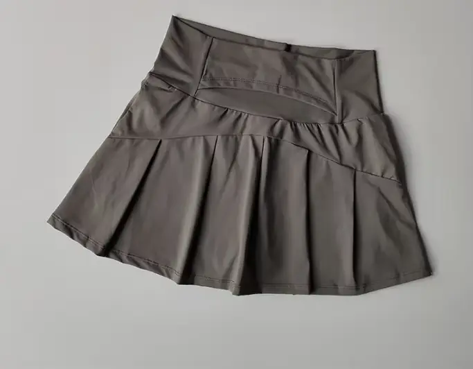 Jupe courte de sport taille haute