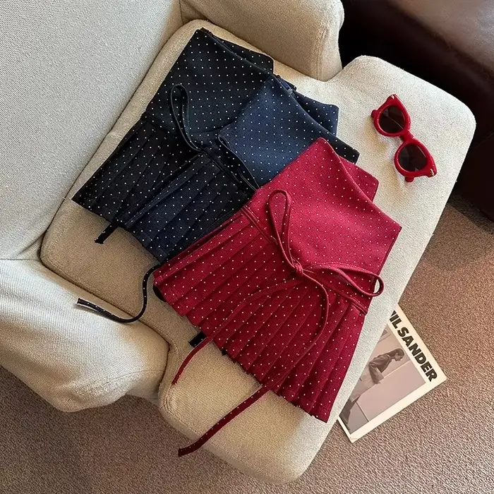 Jupe plissée à pois pour femme élégante haute couture polyester haute saison style high street occassions multiples