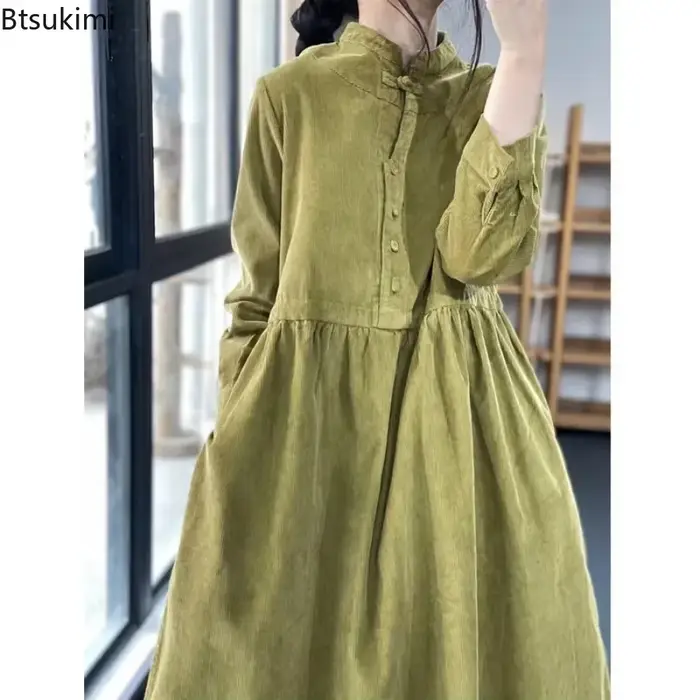 Robe mi-longue en velours côtelé pour femmes