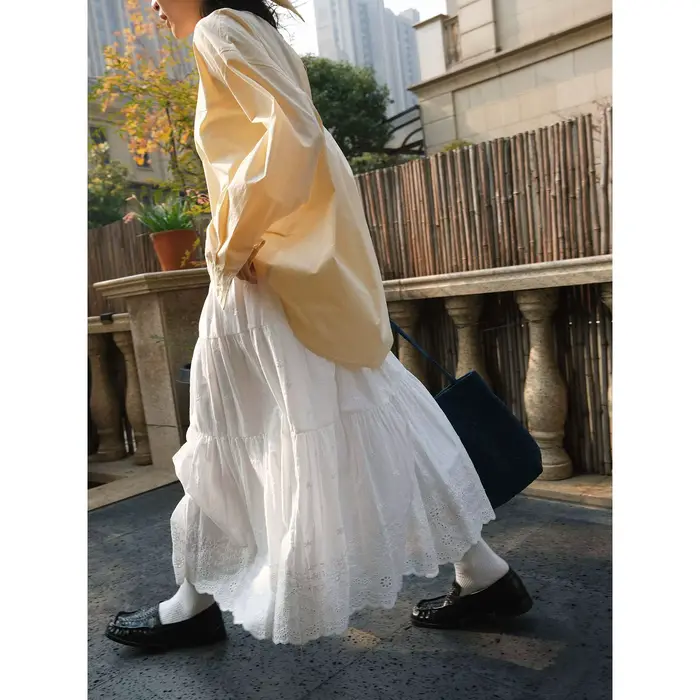 Jupe longue blanche d'été 2026 pour femme, style bohème élégant, ajourée, coupe trapèze, taille haut