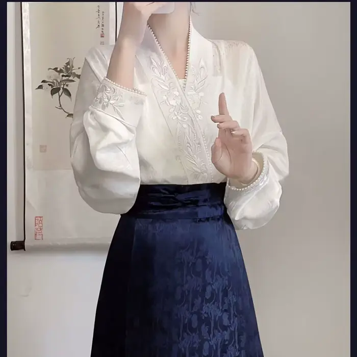 Jupe Visage de Cheval Chinois, Tenue Originale Tissée Dorée, Manches d'Avion Trempées, Costume Tradi