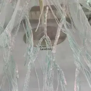 Robe Tutu en dentelle brodée à franges