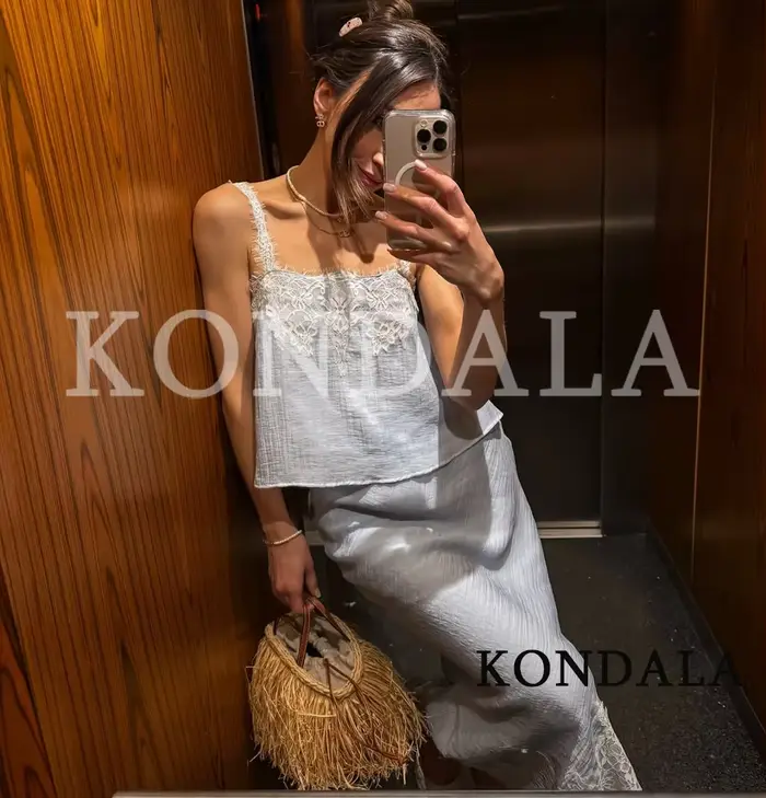 Ensemble jupe et débardeur KONDALA chic décontracté en dentelle pour femme – Bleu ciel