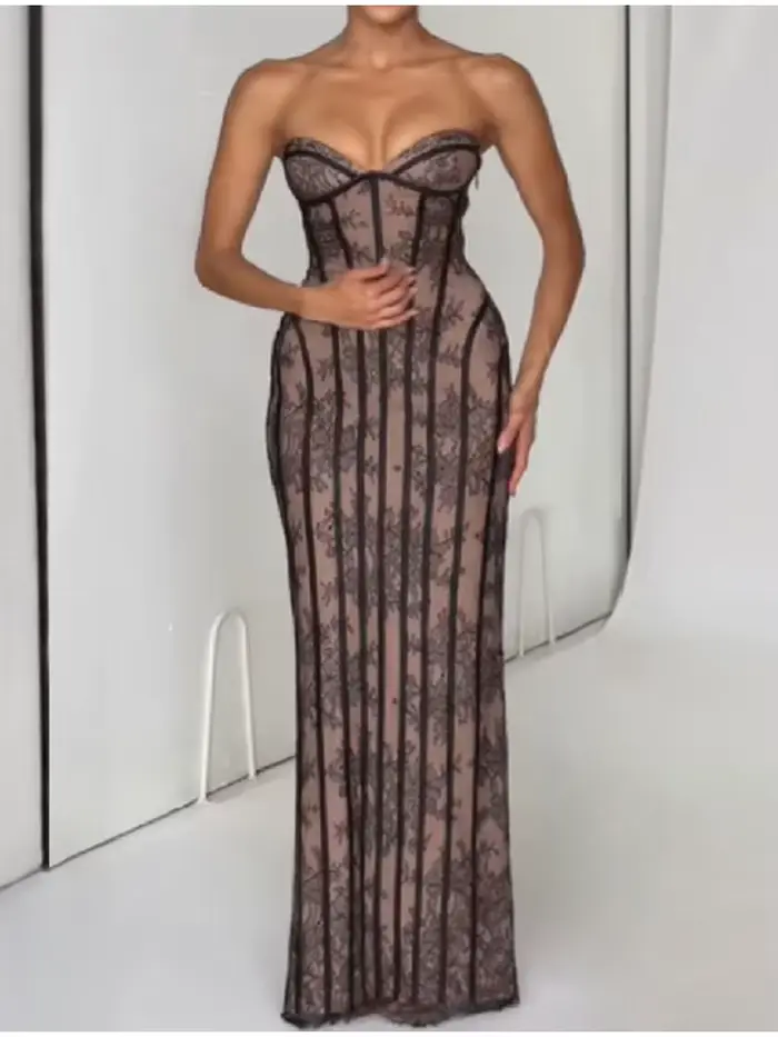 Robe bustier chic et audacieuse