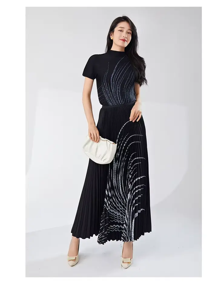 Ensemble haut et jupe plissés pour femme