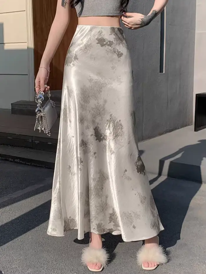 Jupe sirène en satin tie-dye: jupes mi-xi drapées fluides taille haute pour femmes