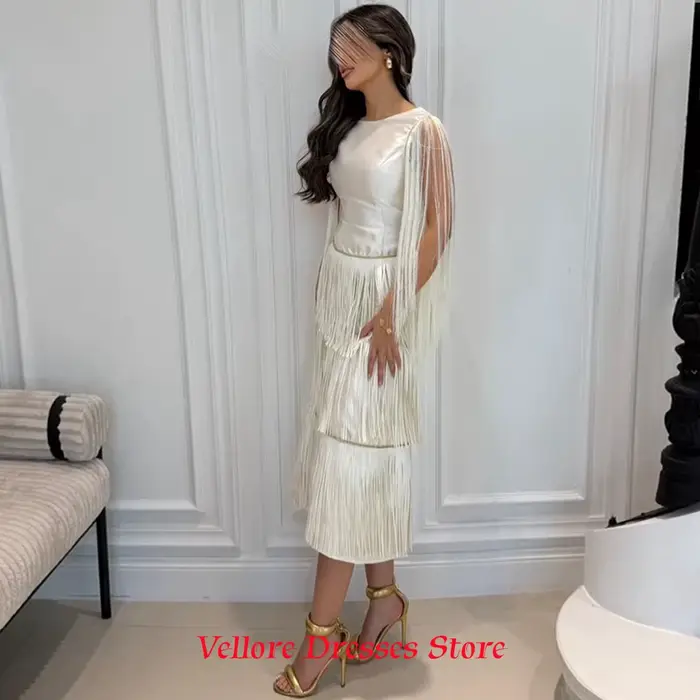 Robe de soirée élégante en satin blanc