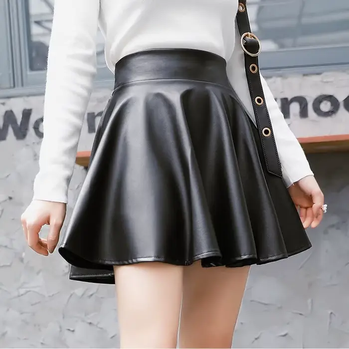 Mode chaude patineuse polyvalente élastique Faux cuir jupes jupe courte Mini taille haute