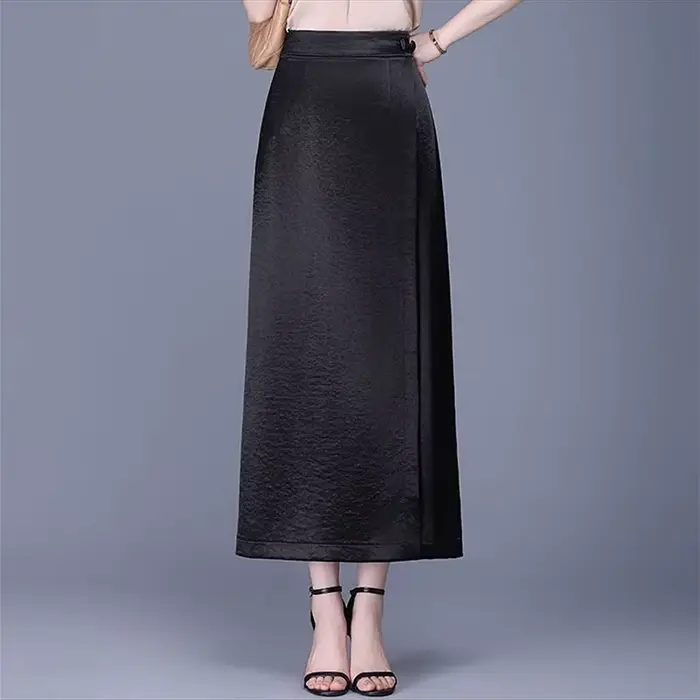 Jupes droites élégantes en satin uni avec boutons, vêtements pour femmes, nouvelle collection été, j