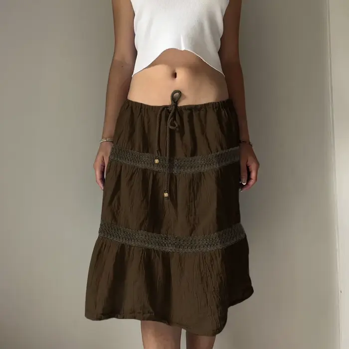 SUCHCUTE Vintage a-ligne perlée cravate-taille tissé jupe pour femme Chic marron dentelle conception mince mi-longue