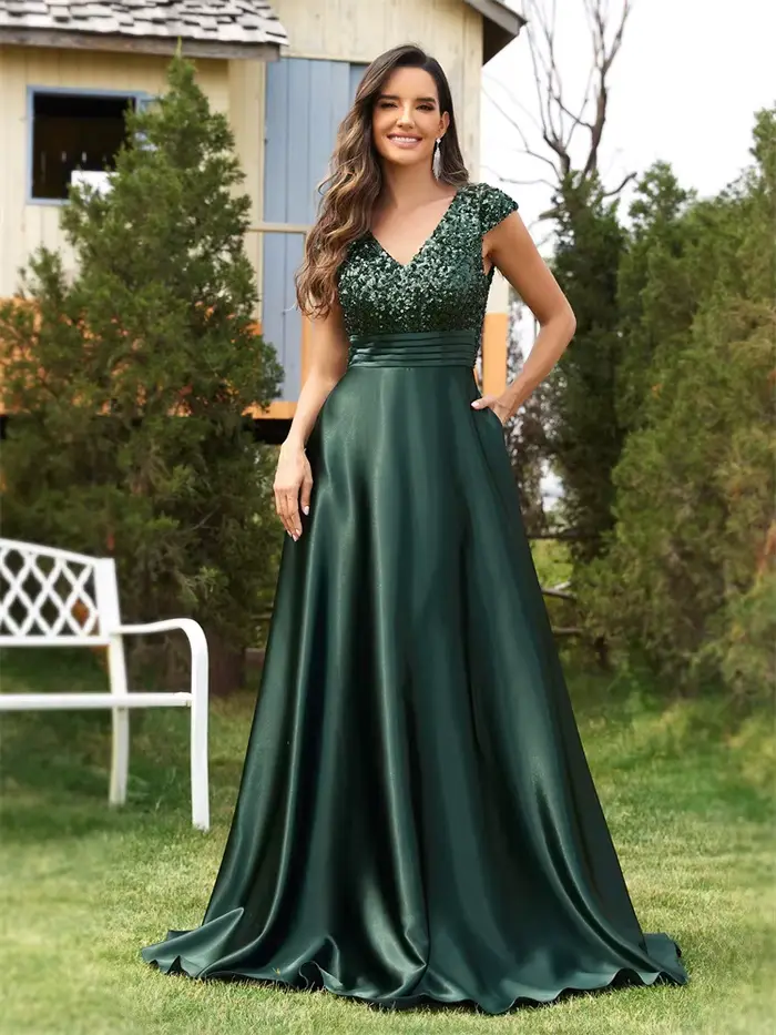 Robes de soirée élégantes à col en V