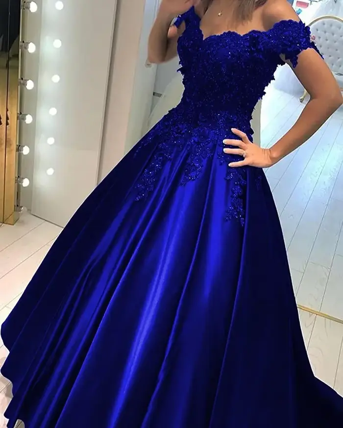 Robe de Mariée Gothique Bleu Royal à Manches sulfet Traîne dans le Dos