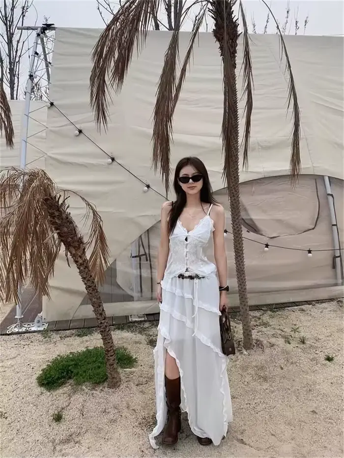 2025 Korean New Irregular High Waist Skirts Vintage Lady White Skirt French Style Fashion Ruffles Sweet