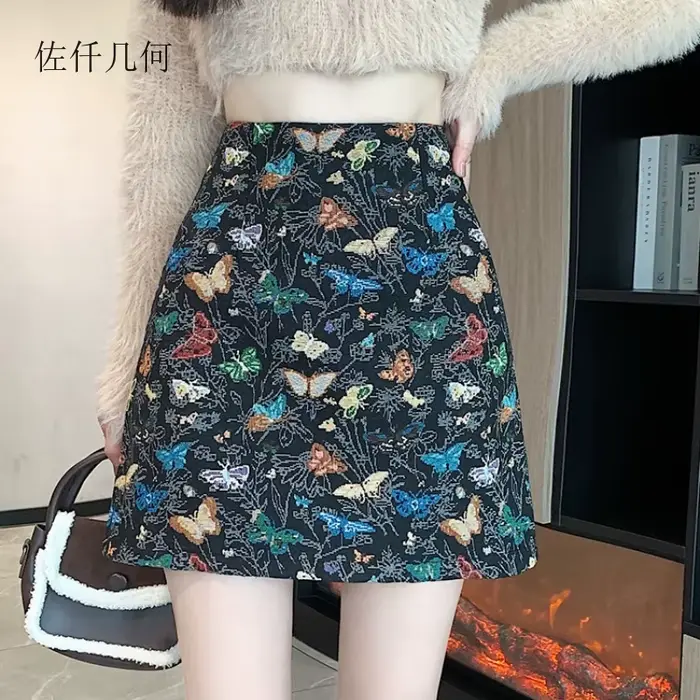 Jupe Jacquard brodée de papillons pour femme