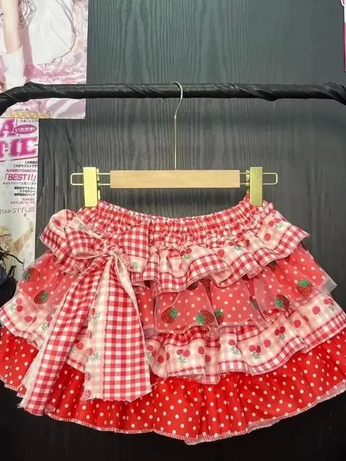 Nouvelle jupe mignonne à motif fraise pour femme