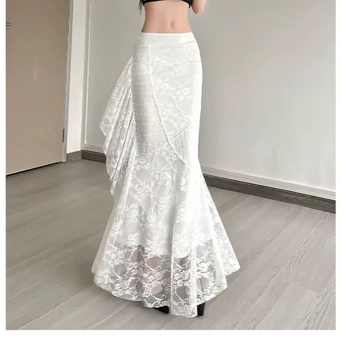 Jupe SylCue en patchwork polyester décontractée pour femmes avec style froncé et silhouette en une ligne pour printemps et été ```