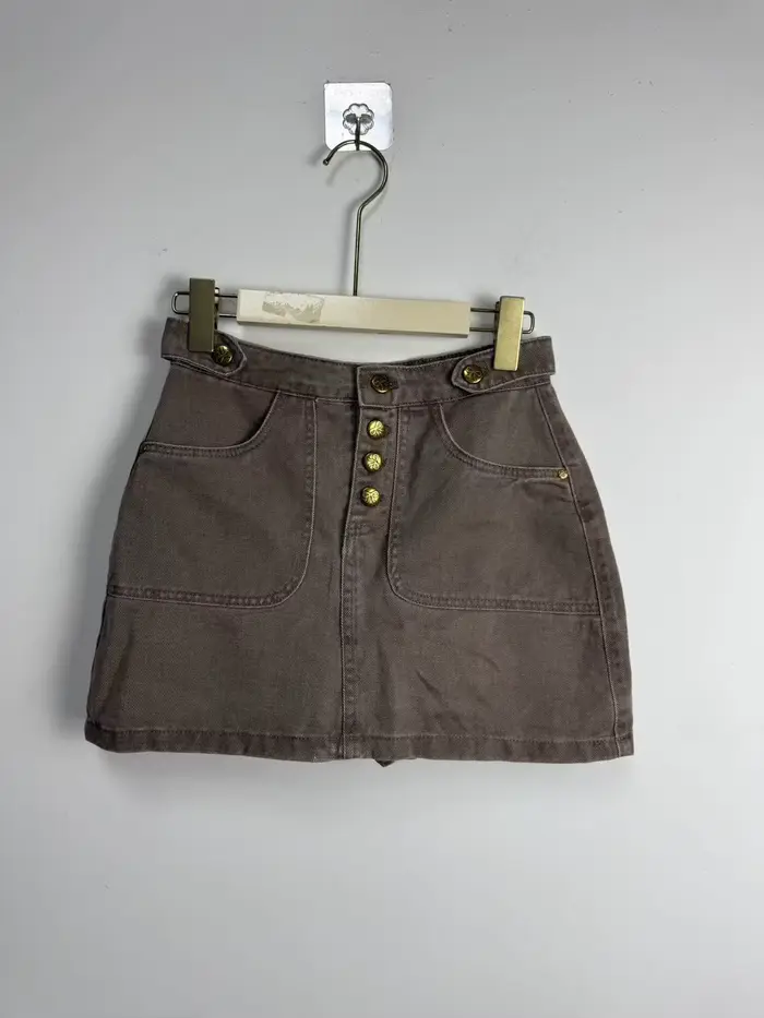 Jupe en jean taille haute couleur café coupe trapèze pour femme, été 2026, ajustée avec boutons et e