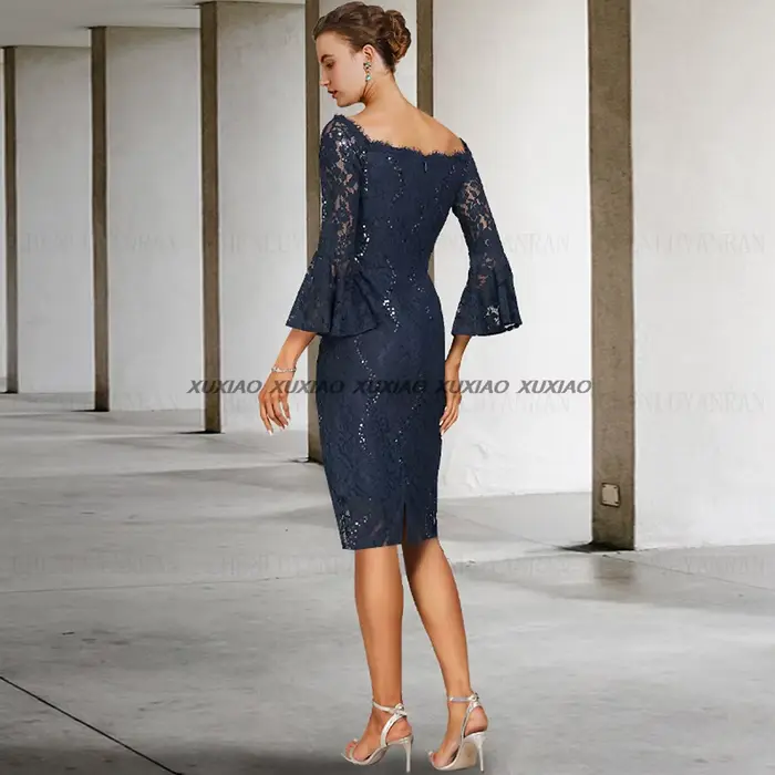 Robes mère de la mariée courtes bleues en dentelle et mousseline de soie