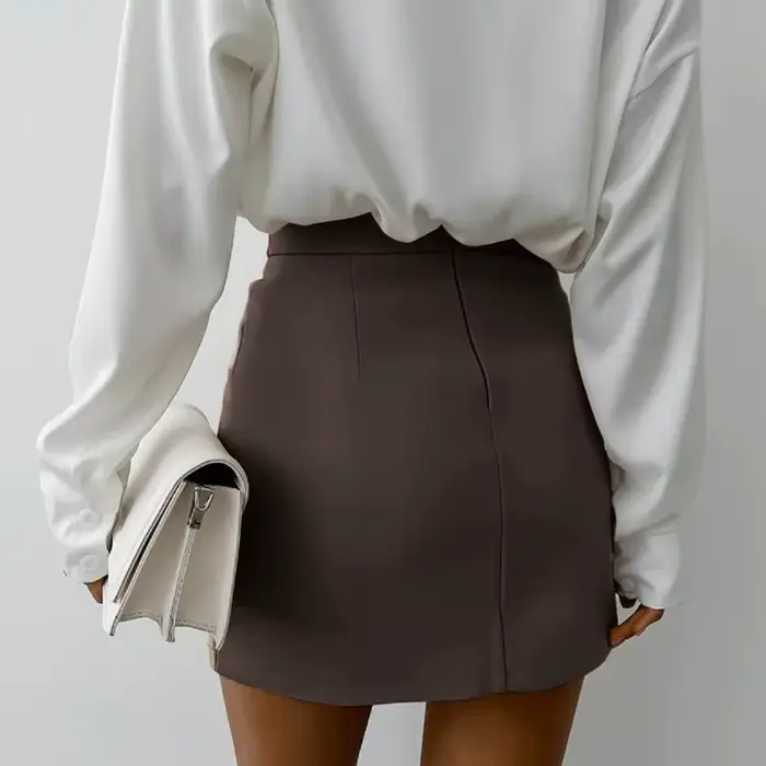 Jupe-short asymétrique élégante pour femme 2026