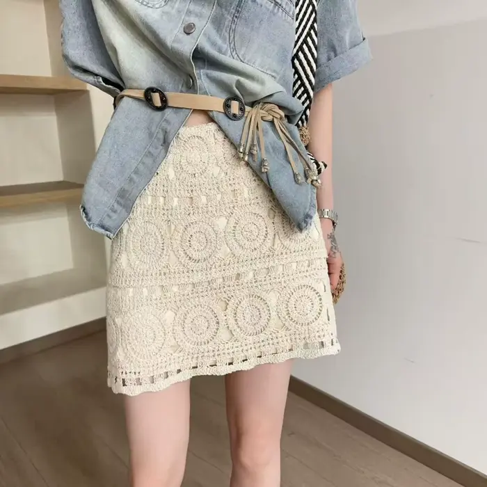 Nouvelle jupe en dentelle ajourée taille haute polyvalente effet rajeunissant
