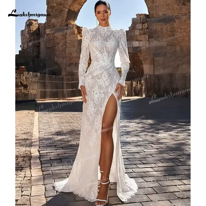 Robe de mariée sirène moderne à col montant