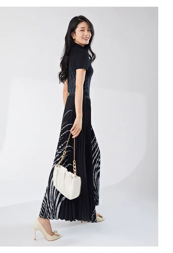 Ensemble haut et jupe plissés pour femme