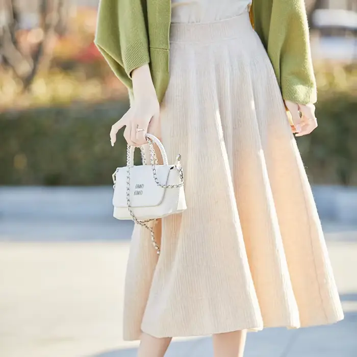Nouvelle jupe en pure laine automne-hiver