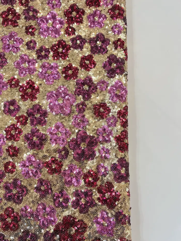 Tissu en maille brodé de perles motif fleur de prunier pour la confection de jupes, ensembles, robes