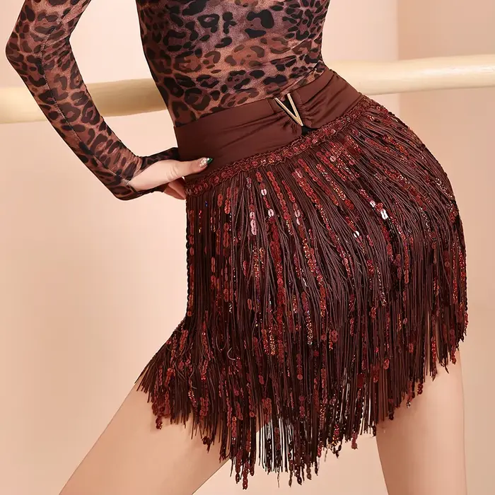 Paillettes gland conception danse latine jupe ligne