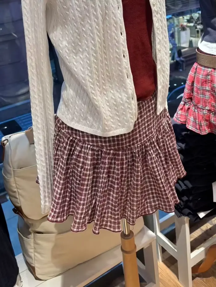 Mini-jupes trapèze rouges à carreaux pour femmes
