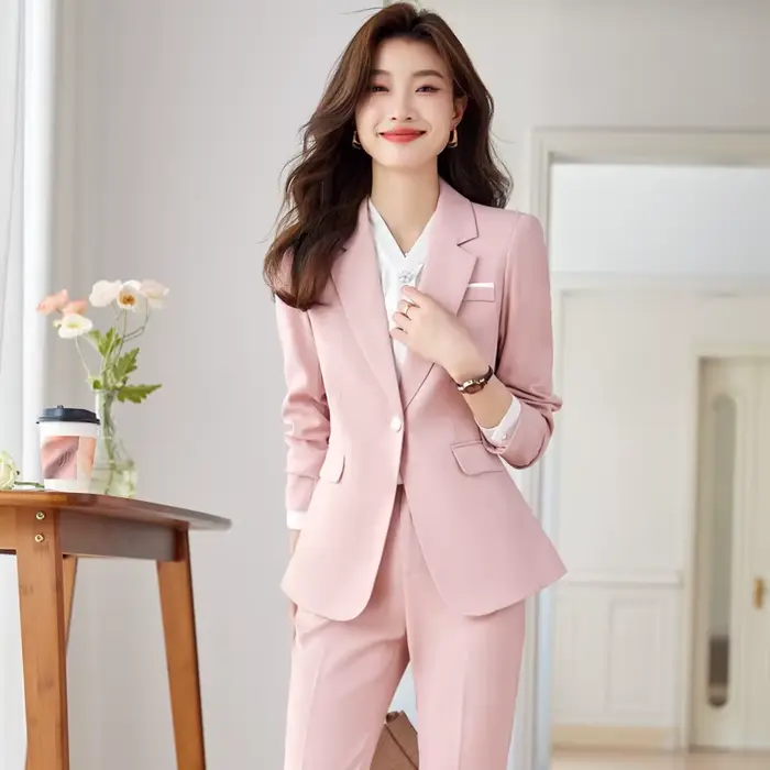 Ensemble de costume bleu pour femme – Nouvelle collection printemps-automne-hiver – Uniforme de travail professionnel haut de gamme – Manteau élégant et distinctif