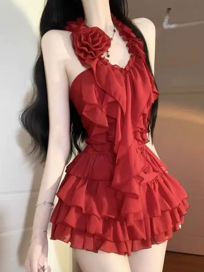 Sexy à volants coupe ajustée licou femmes hauts Mini jupe 2 pièces ensemble fille chaude Style Design mode Chic fête soirée nouveau
