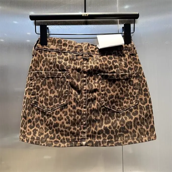 Jupe de hanche en jean imprimé léopard marron élastique