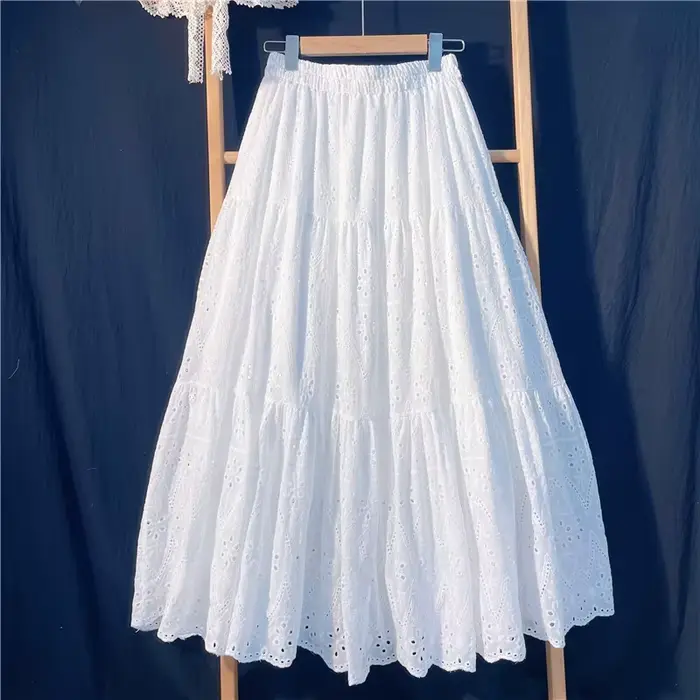 Élégante jupe en coton brodé amissié pour femmes